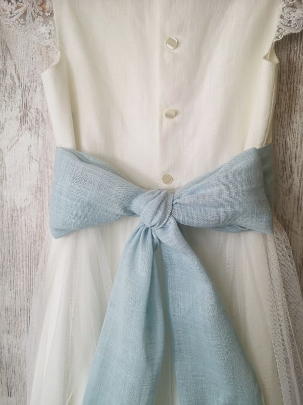 Lazadas para vestido de comunión hecha a mano creada por Aliana.